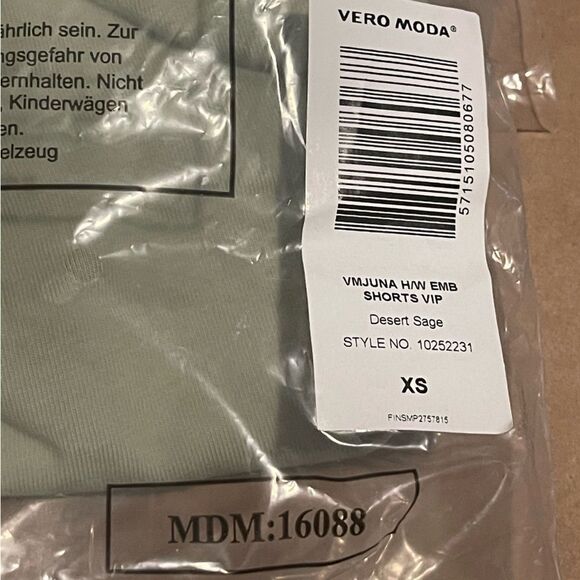 Vero Moda Women Juna Desert Sage Ruffle Hem Stretch Cotton Pull On Shorts Sz: XS - Picture 5 of 6